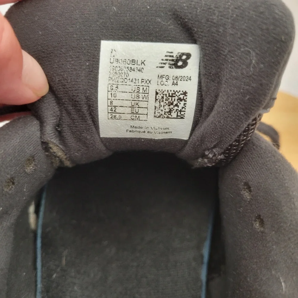 New Balance 9060 Black Grey White Sneakers Mens 8.5 U9060BLK Suede Shoes